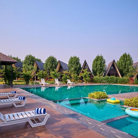 Regenta Resort Vindhyachal, Statue Of Unity Kevadia Buitenkant foto